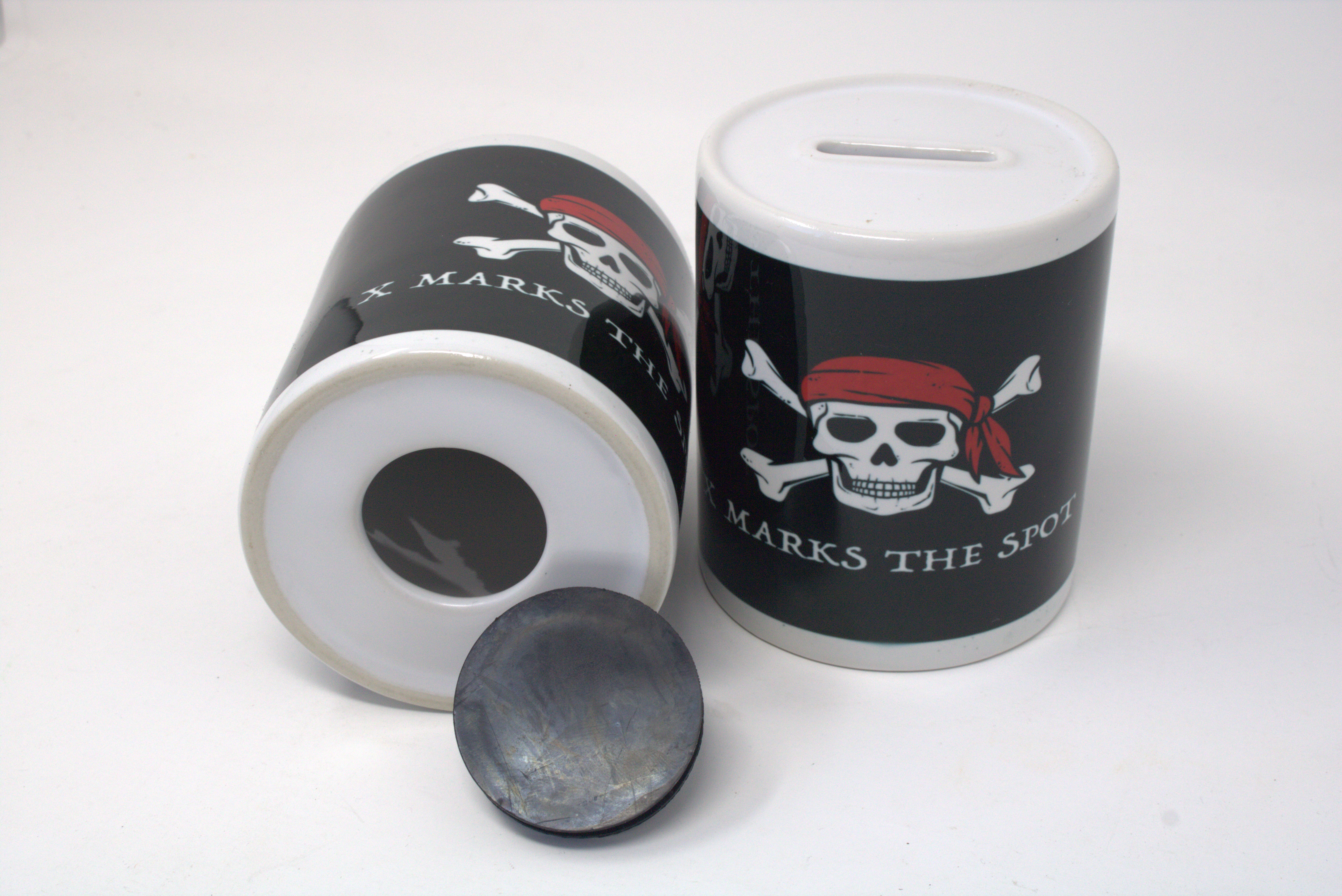 Pirate Moneybox - X marks the spot (black)